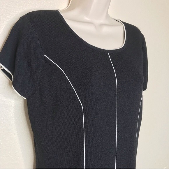 Vintage Carducci Black Cream Seaming Trim Short Sleeve Round Neck 90s Top Large - Picture 2 of 11